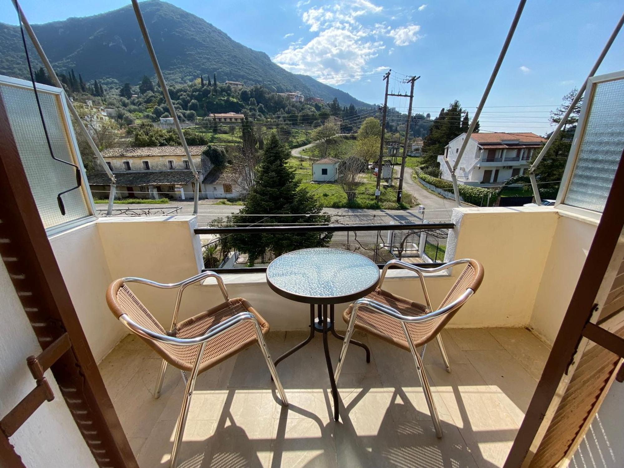 Navy Apartment With Mountain View &Private Parking Vátos Exterior foto